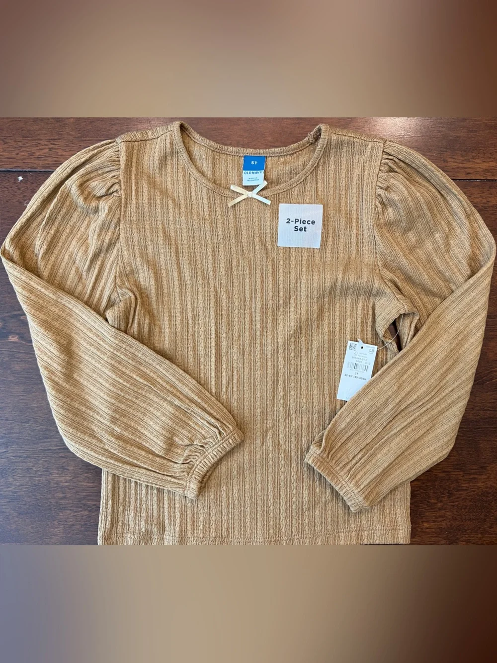 Toddler Girl 5T 2-Piece Outfit Set Holiday Gold Shimmer Skirt & Long Sleeve